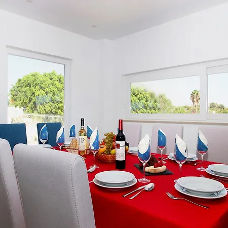 Villa In Armacao De Pera With Garden Villa *